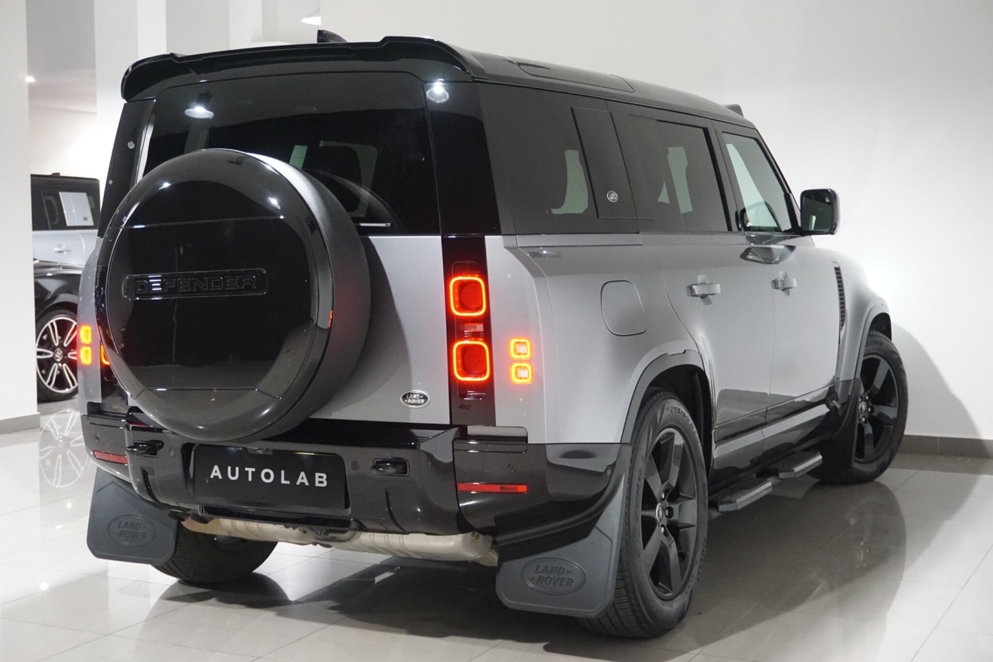 Land Rover Defender 110 3.0 D250 MHEV X-Dynamic SE SUV 5dr Diesel Auto 4WD Euro 6 (s/s) (250 ps)